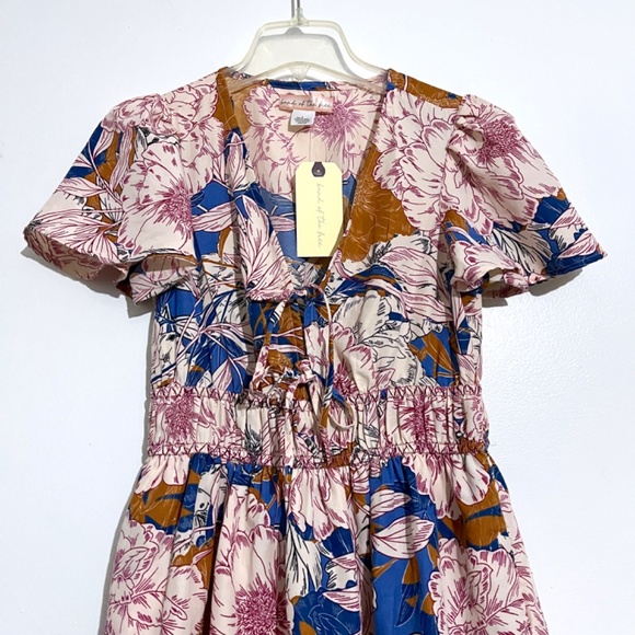 Band of the Free Floral Dress with Side Pockets - Picture 3 of 10